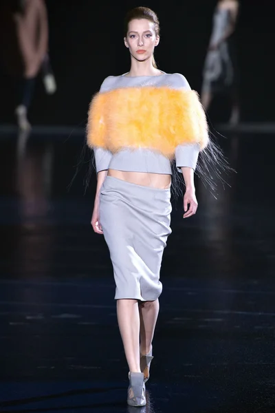 Look 7